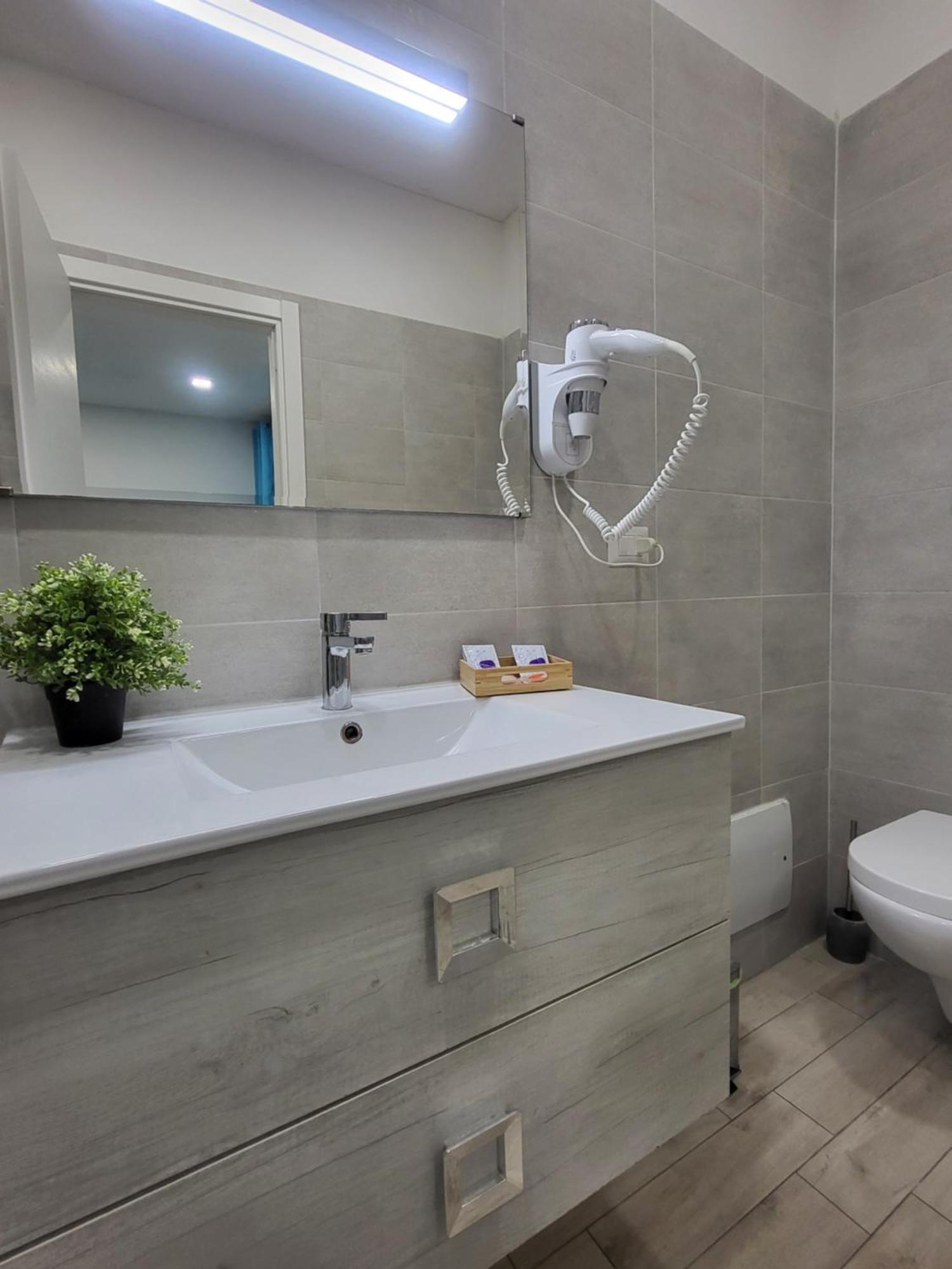 Bed & Breakfast New Era Napoli